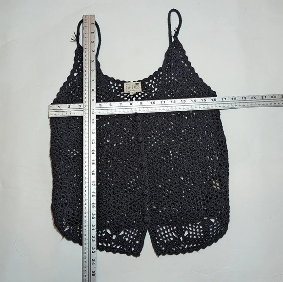 LA  Hearts PacSun Black Macrame Knit Button Front Tank Top - Small Woman - Picture 3 of 8
